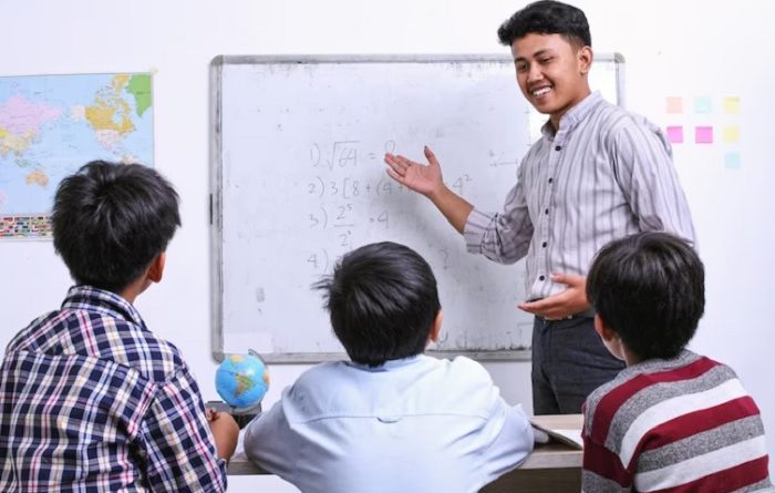 cara guru mengembangkan potensi siswa