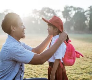 tata krama dasar yang harus diajarkan pada anak